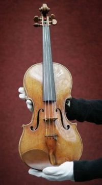 Fabricación del violín "il cremonese" por Stefano Marzi